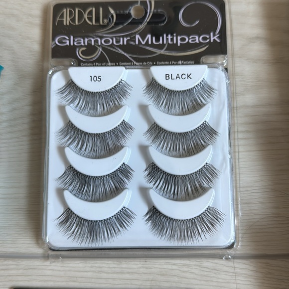 False lashes LOT of 12! Revlon, Ardell and Eyelure - Picture 3 of 6